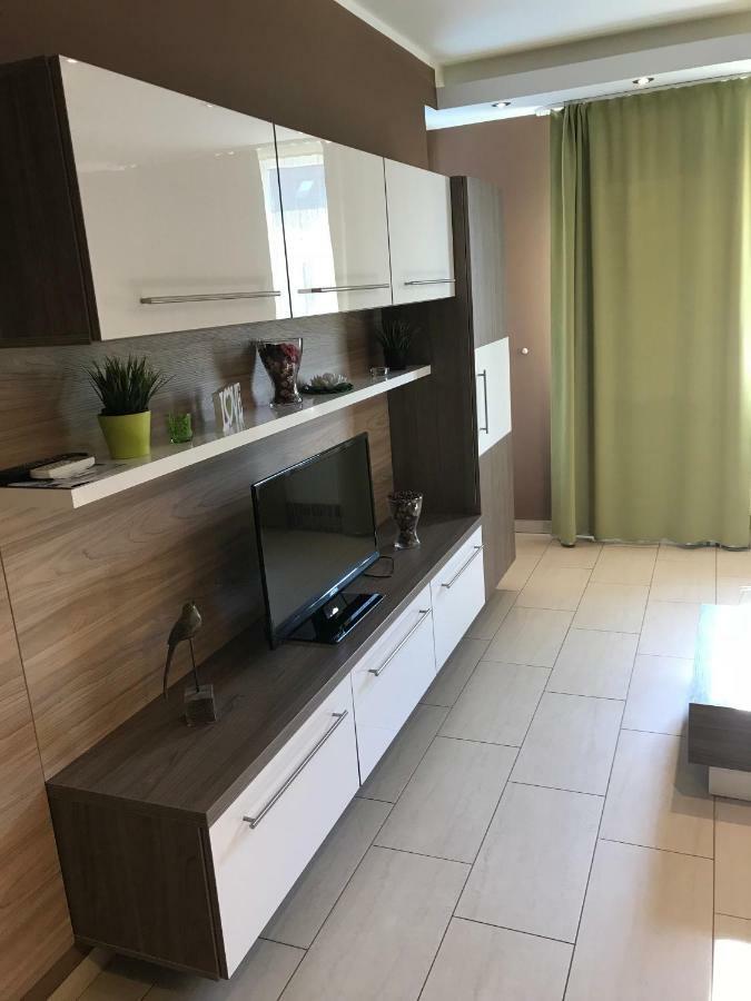 Platina Apartman Lejlighed Sárvár Eksteriør billede